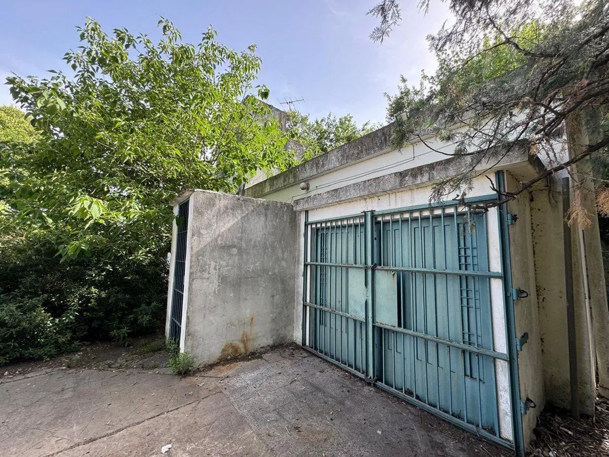 VENTA LOTES CON LOCAL COMERCIAL - FLORENCIO VARELA 2
