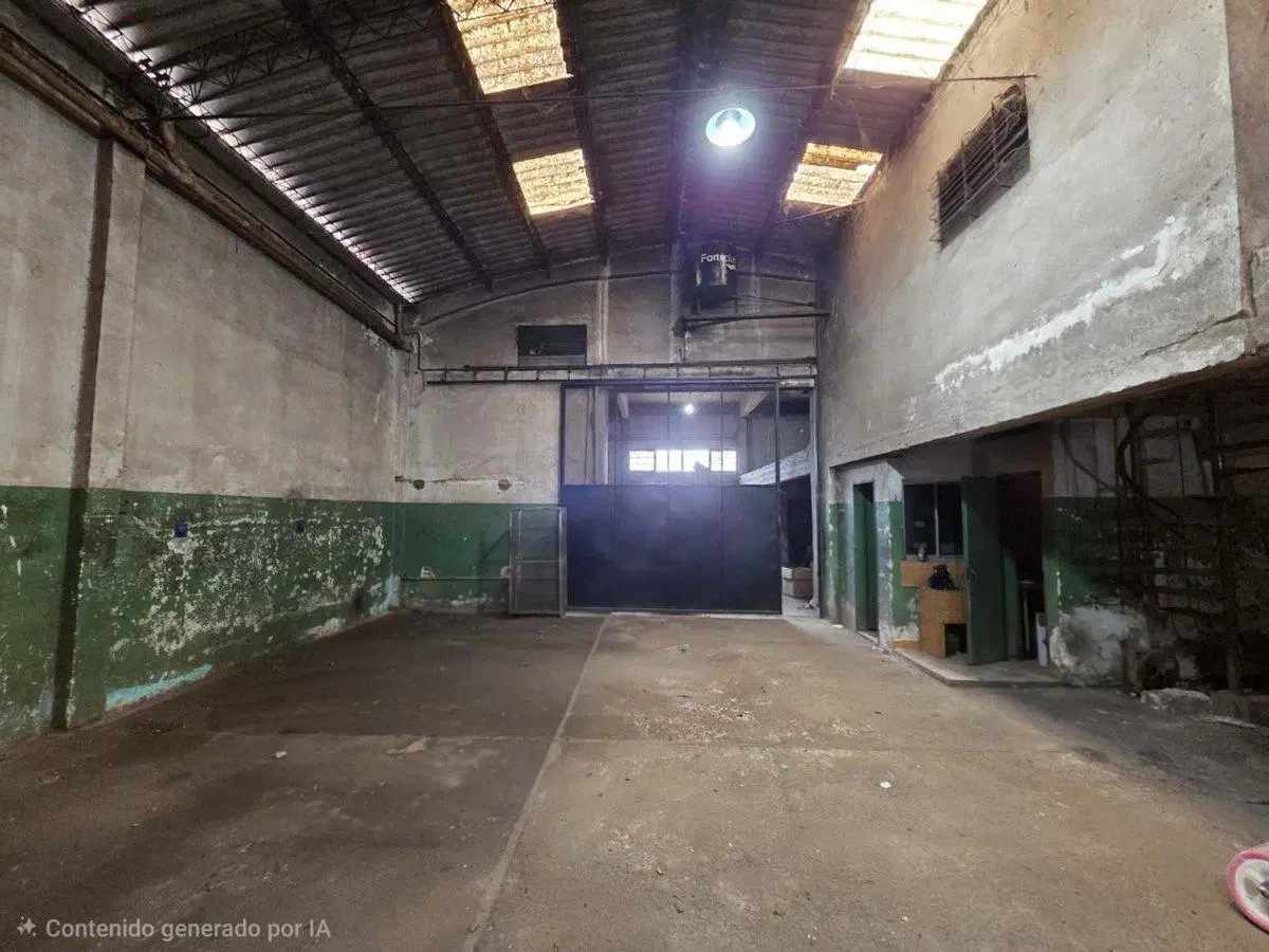 VENTA GALPON EN SOLANO 4