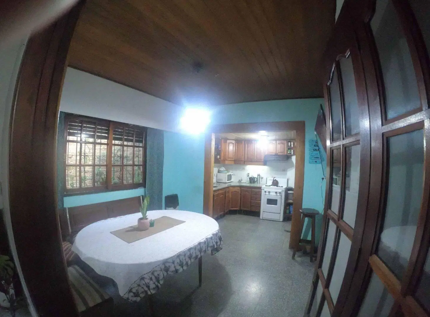 Casa 5 ambientes con cochera en Sarandi 2