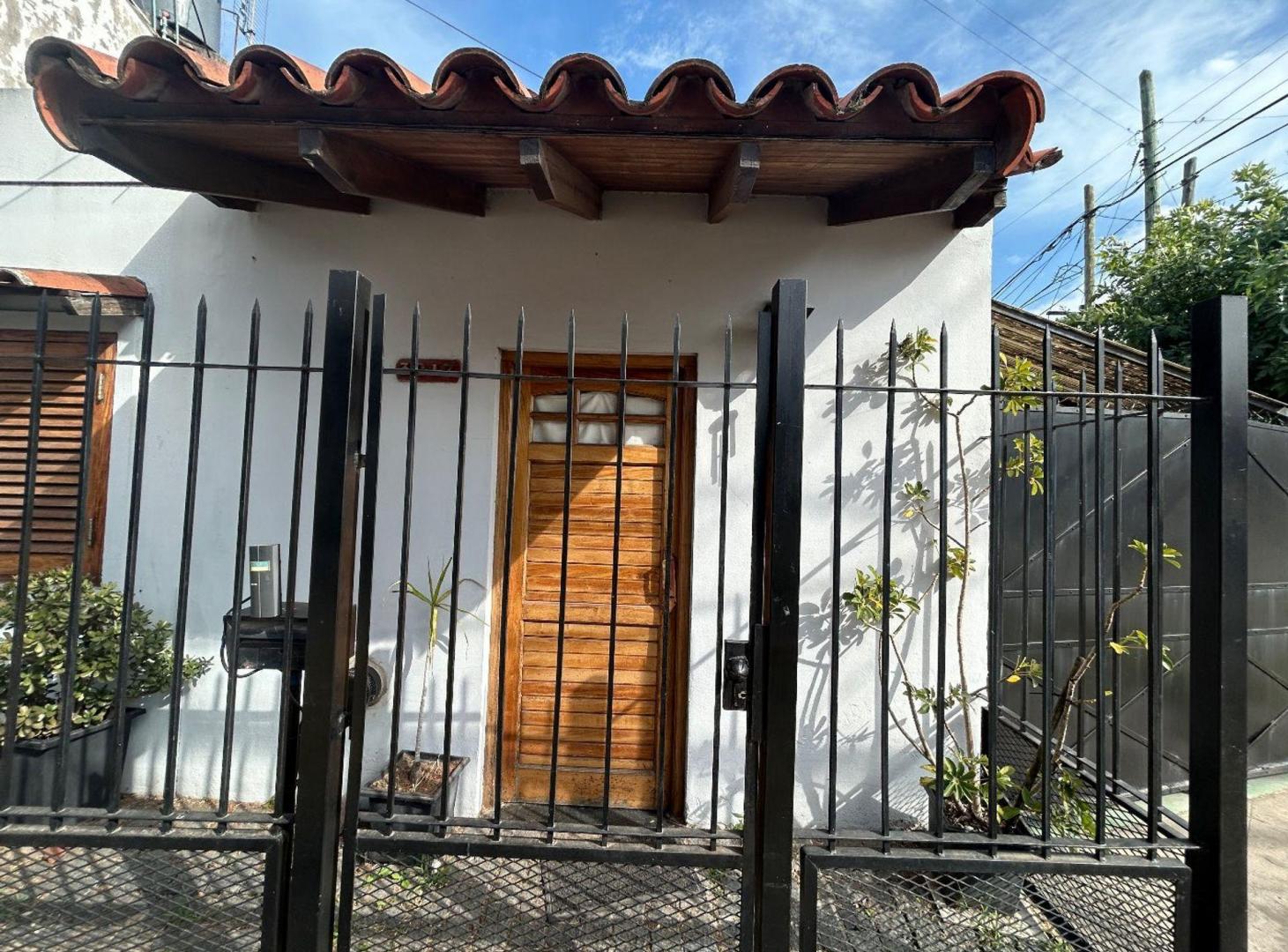 CASA 3 AMBIENTES QUILMES OESTE