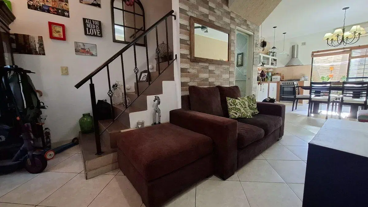 VENTA CASA PH 3 AMBIENTES CON  COCHERA QUILMES 4