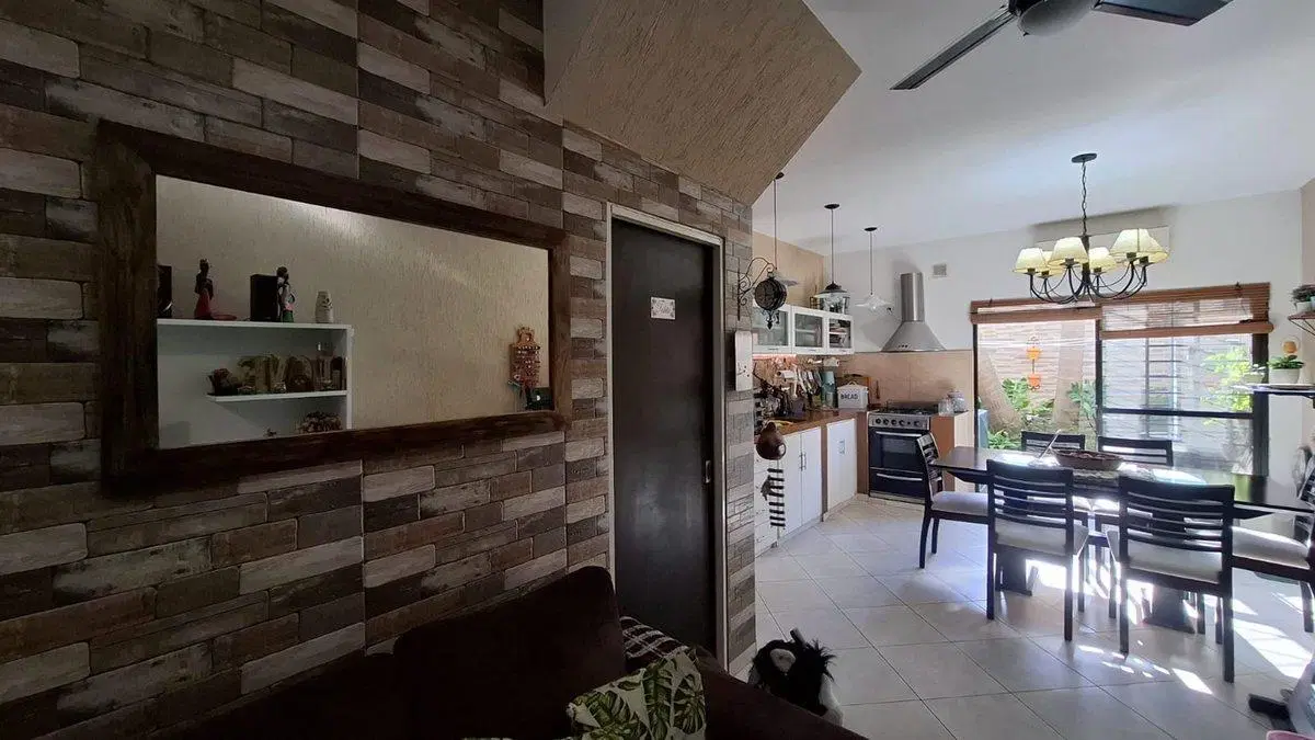VENTA CASA PH 3 AMBIENTES CON  COCHERA QUILMES 8