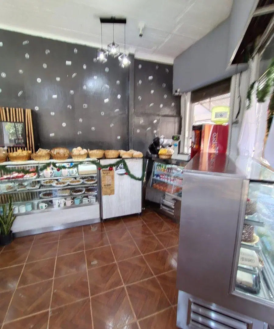 LOCAL A LA VENTA- FLORENCIO VARELA- 5