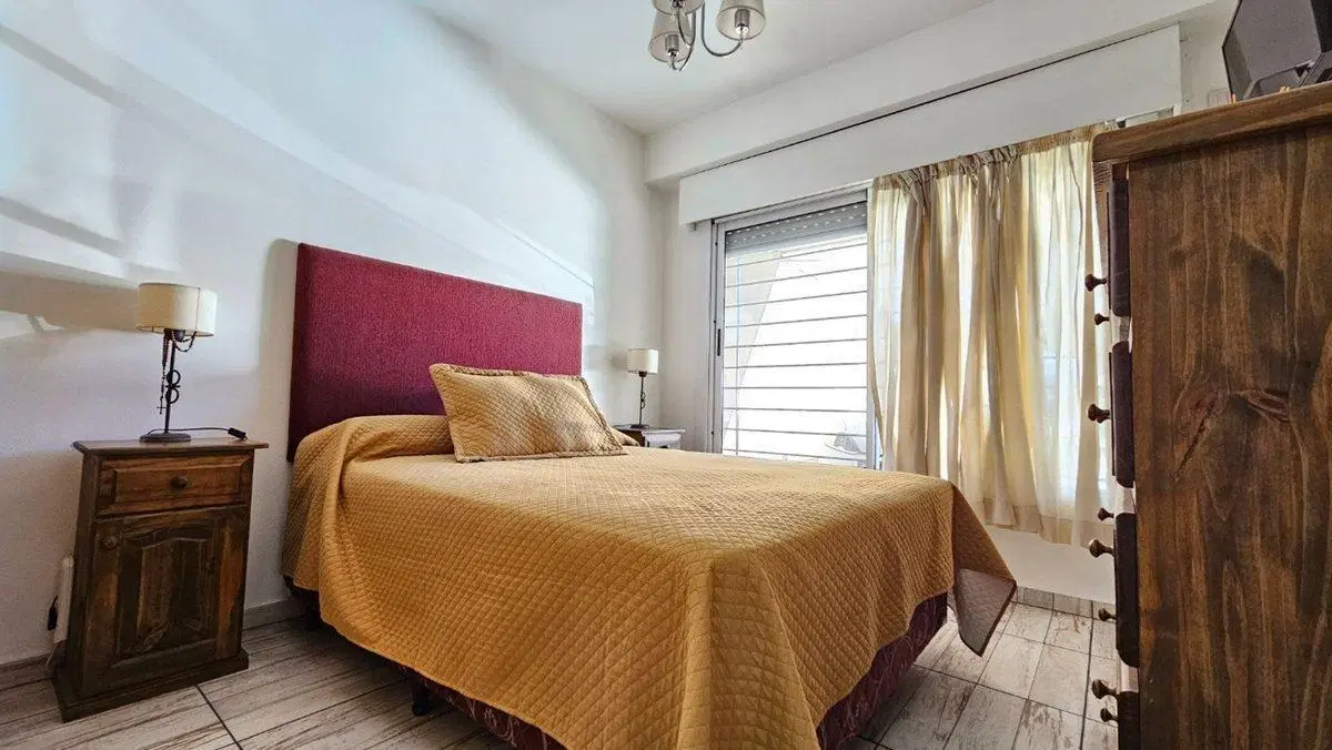 VENTA DEPARTAMENTO 2 AMBIENTES CON COCHERA BERNAL 2