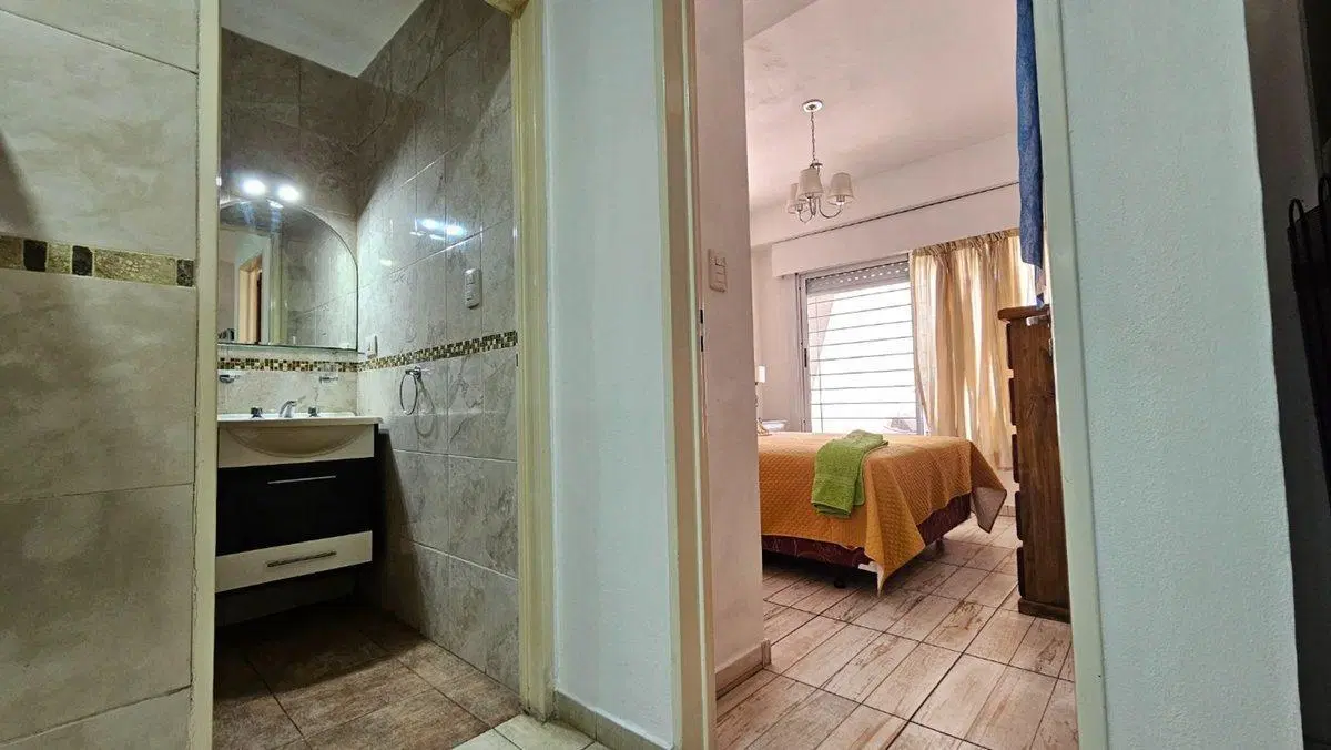 VENTA DEPARTAMENTO 2 AMBIENTES CON COCHERA BERNAL 3