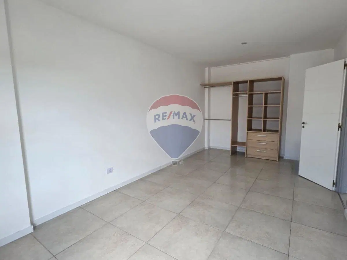 VENTA DEPTO BERNAL 2