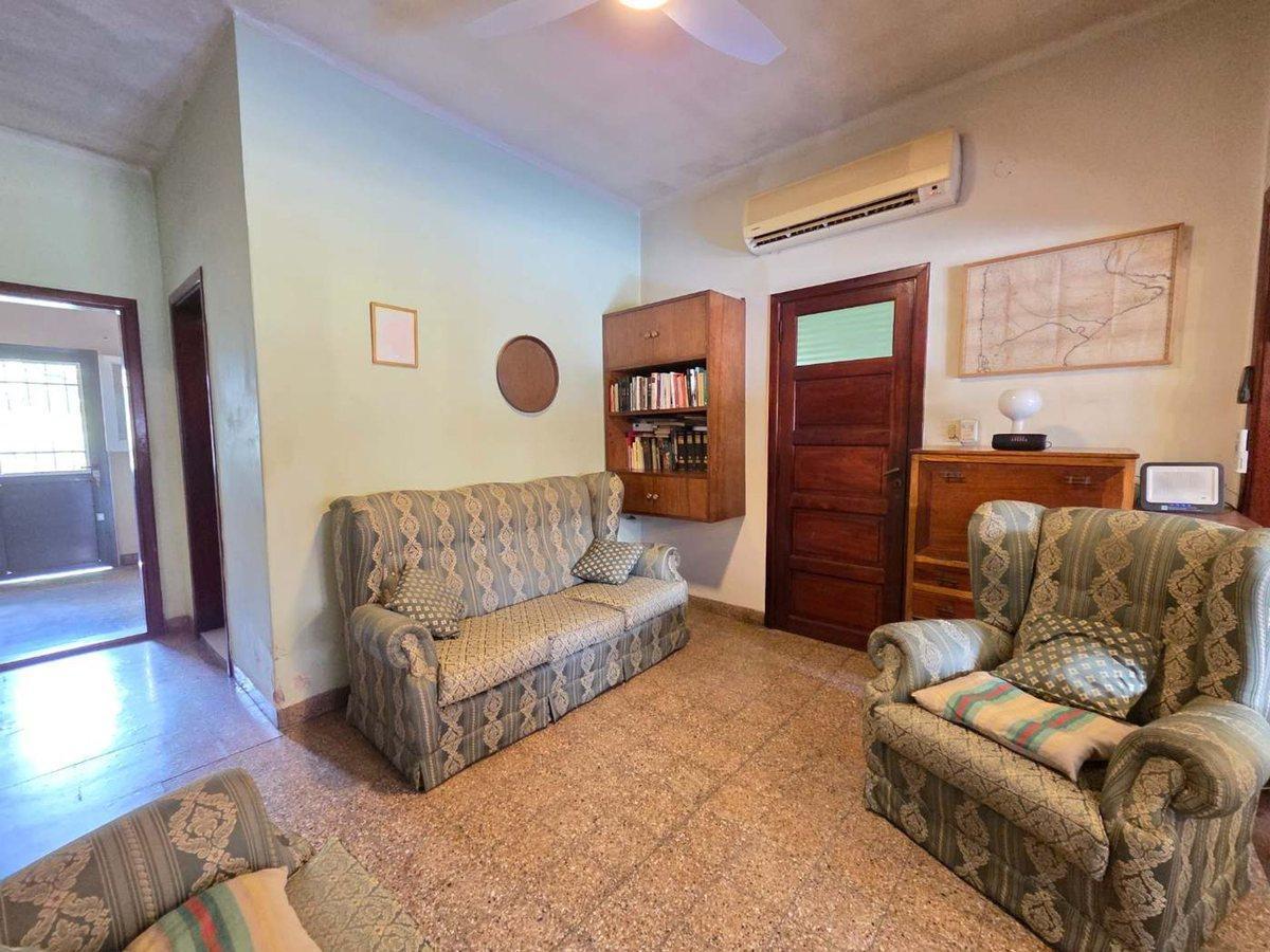 Foto de VENTA CASA 3 AMBIENTES BERNAL OESTE, imagen 1