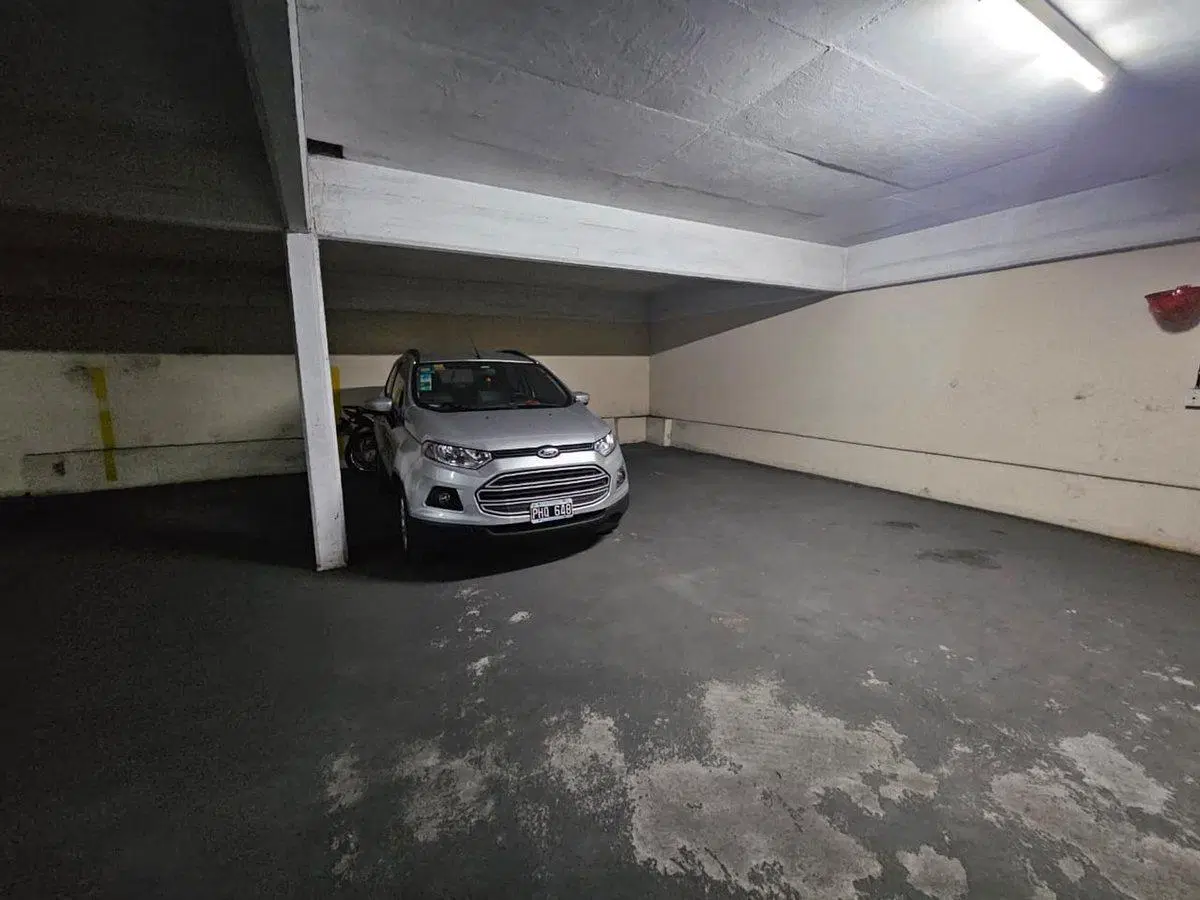 VENTA COCHERA EN QUILMES CENTRO 2