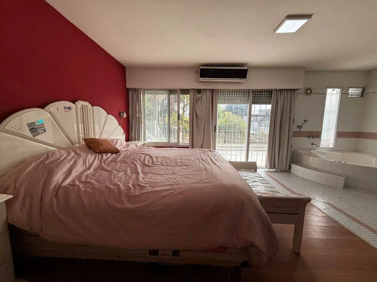 CASA EN VENTA QUILMES 8
