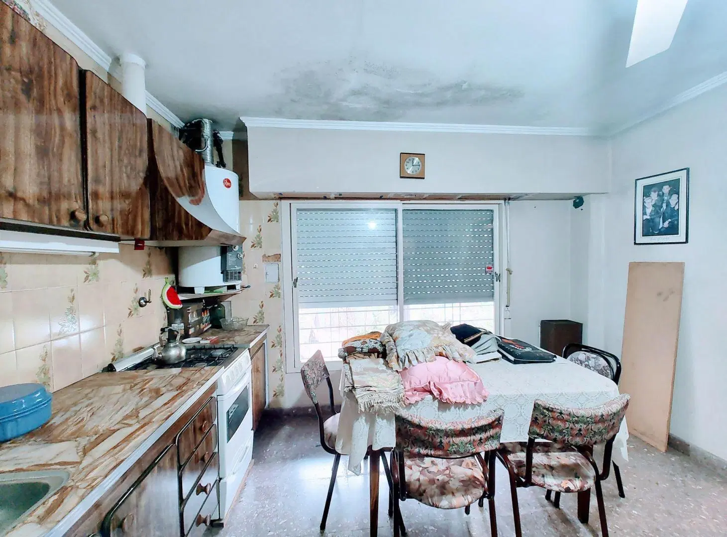 Casa para dos familias en Quilmes Oeste. Permuta 3