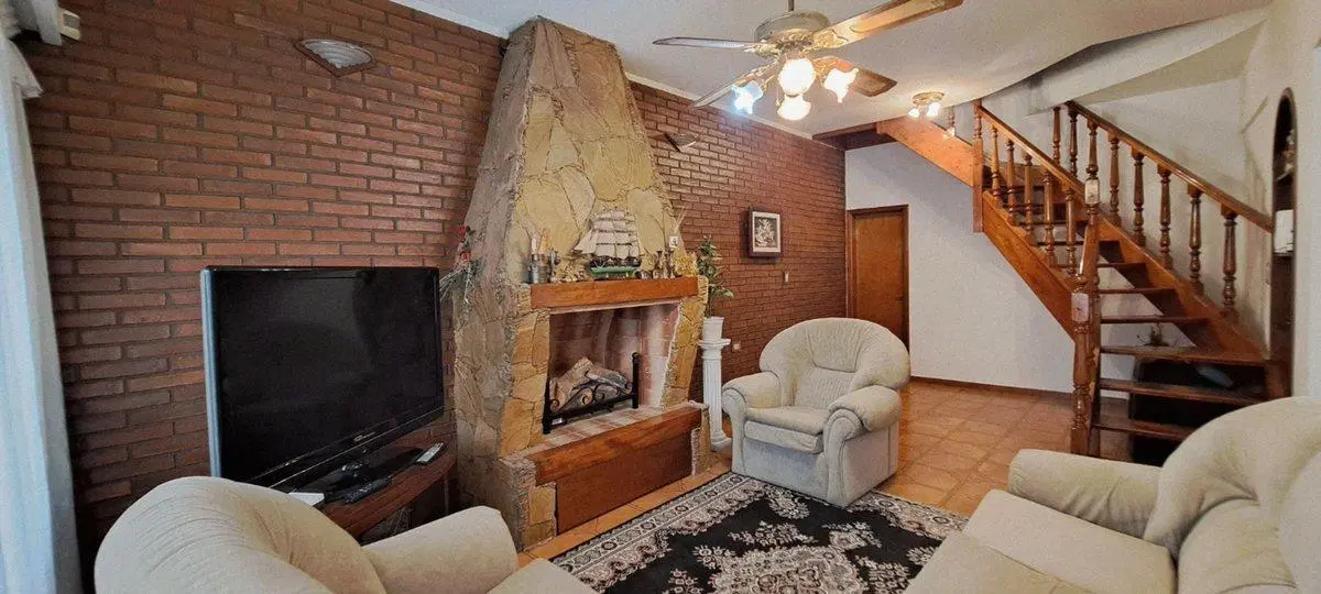VENTA CASA BERNAL 8