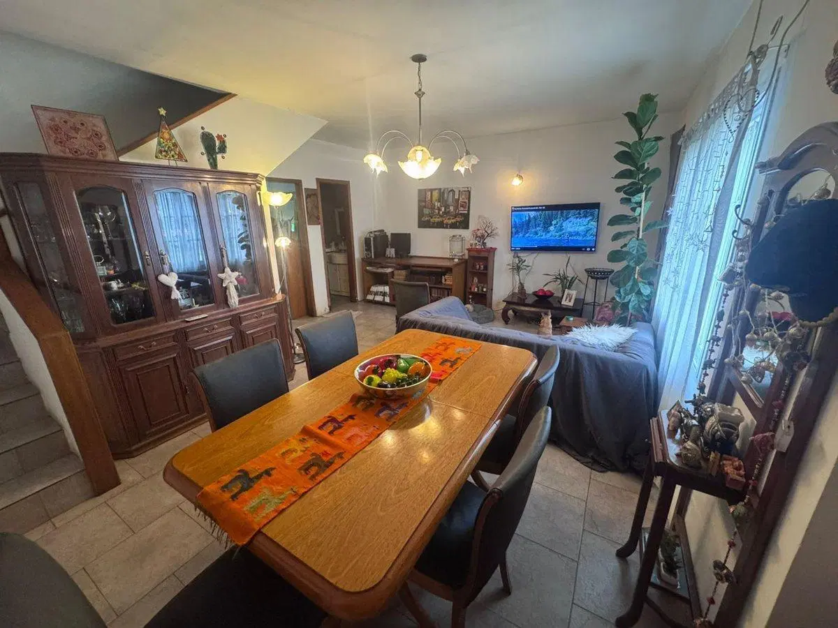 Casa en venta 3 ambientes Duplex Quilmes 5