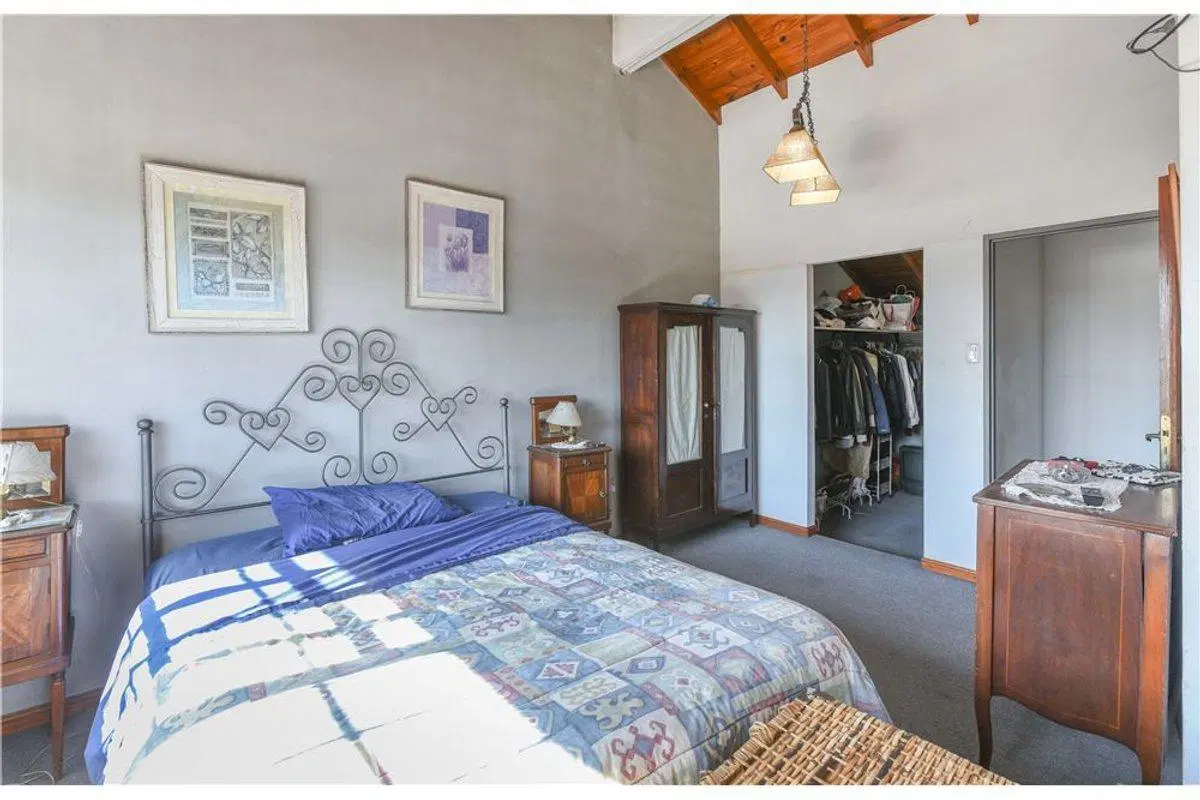 VENTA CASA PH 4 AMBIENTES QUINCHO COCHERA QUILMES 3