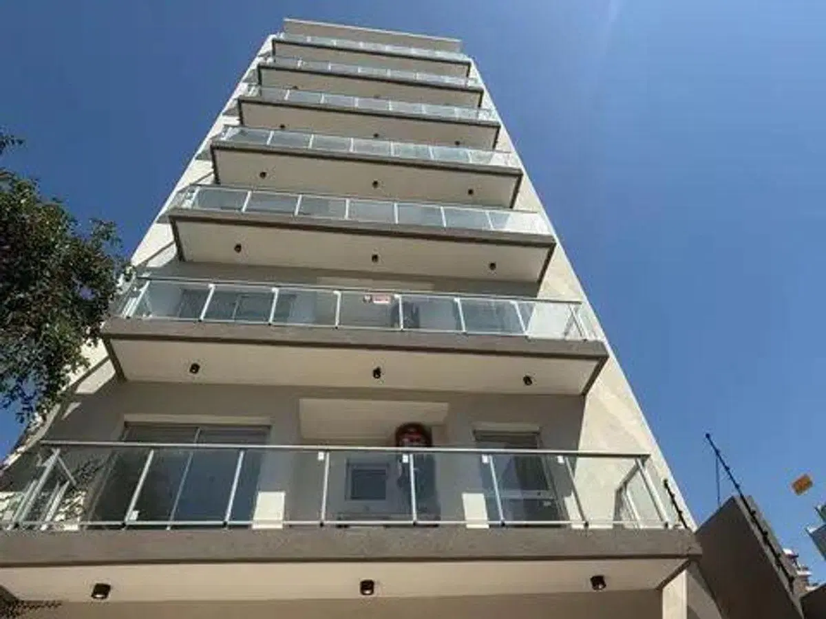 VENTA MONOAMBIENTE A ESTRENAR QUILMES 4