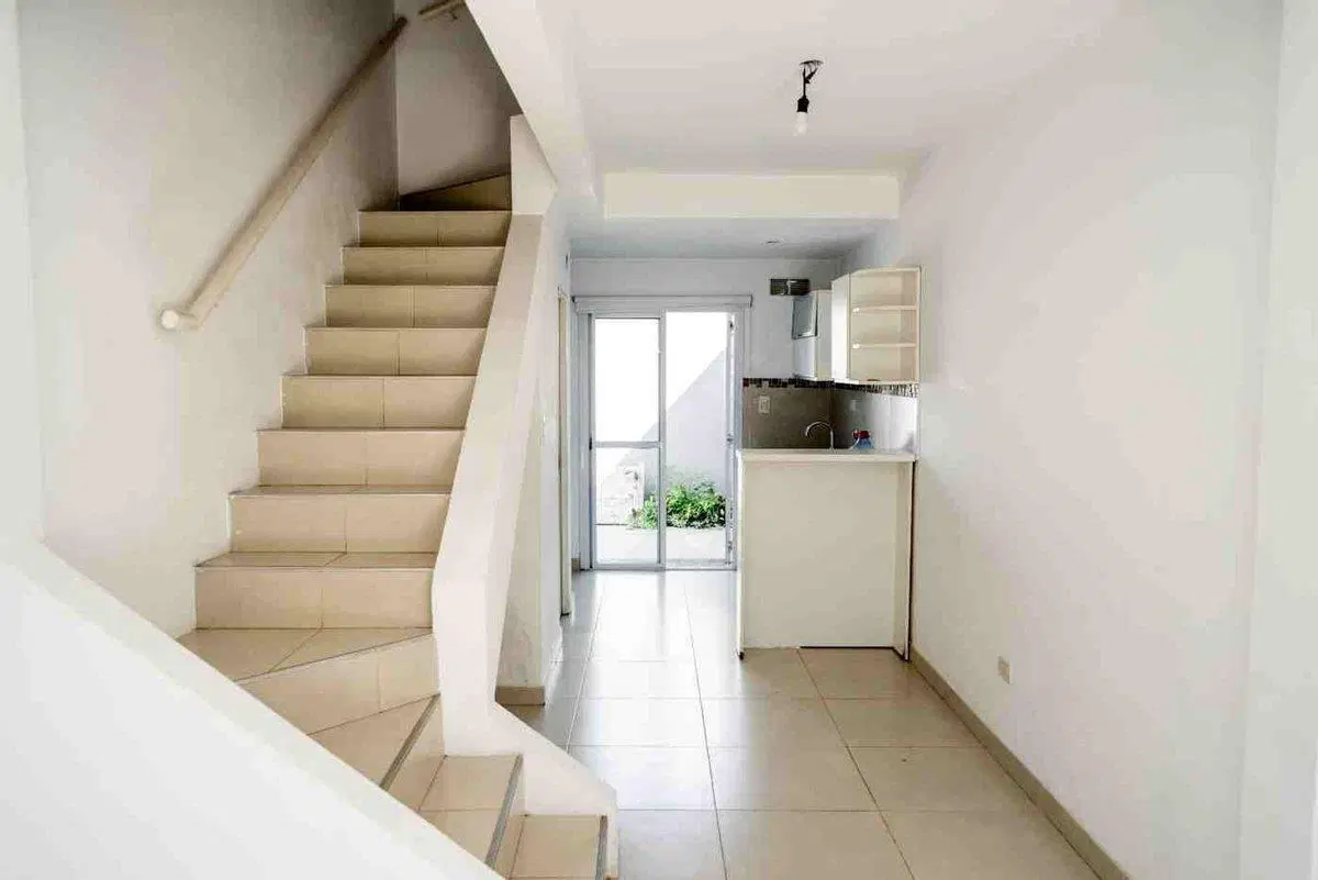 Departamento Dúplex en Venta en Bernal Oeste 2