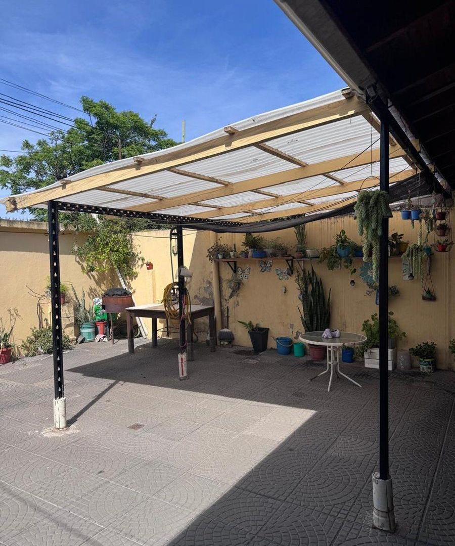 Foto de VENTA CASA 4 AMBIENTES LANUS, imagen 1