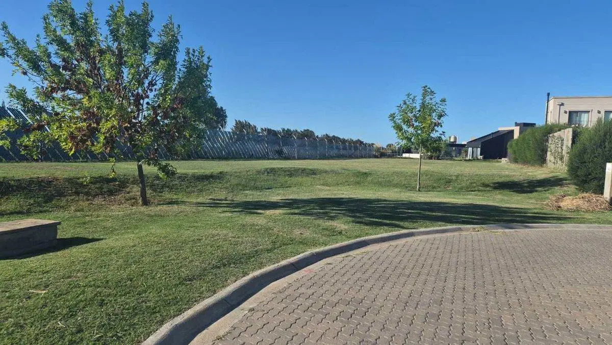 Venta Lote en Barrio Villalobos 2