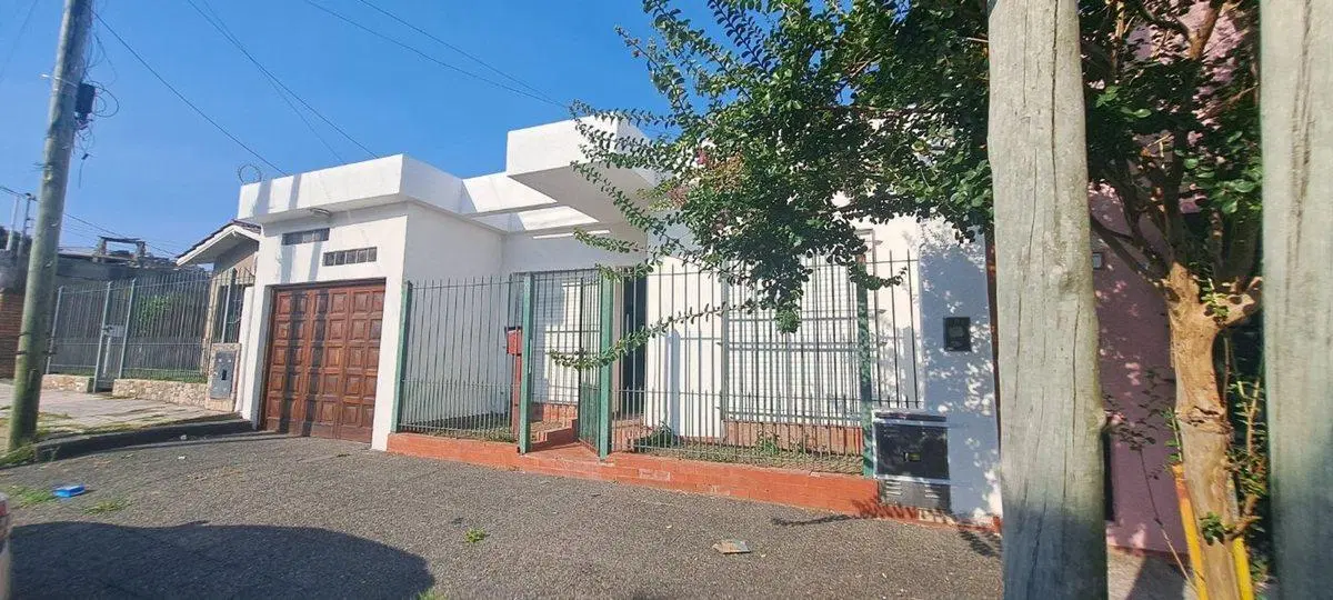 VENTA CASA QUILMES 3