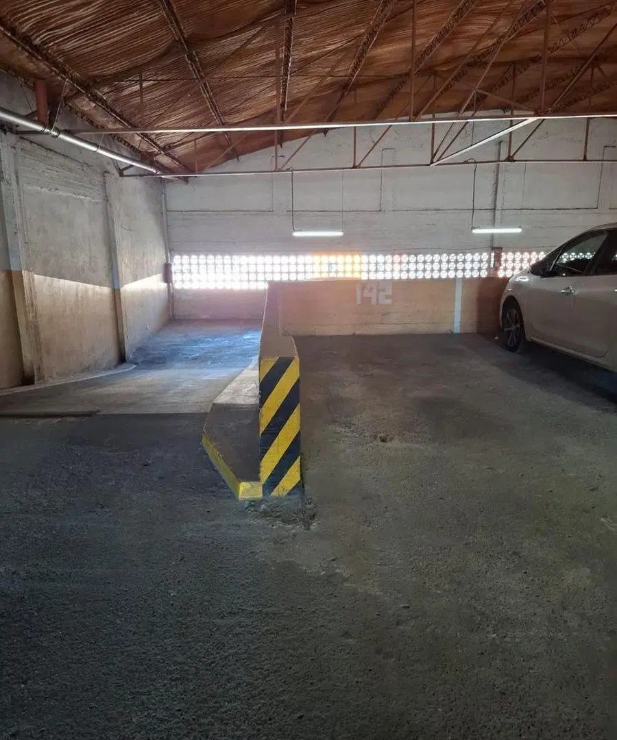 Venta de Cochera en Quilmes - Excelente Ubicacion 2