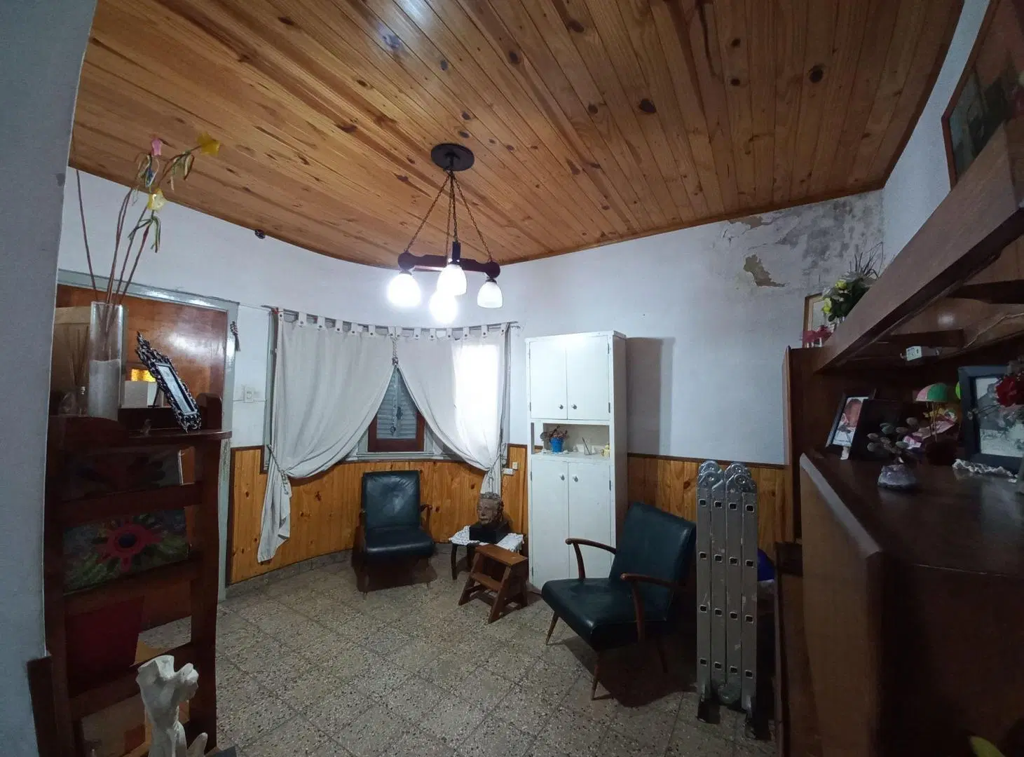 VENTA  CASA 3 AMB A RECICLAR- MORENO 1266 QUILMES 2