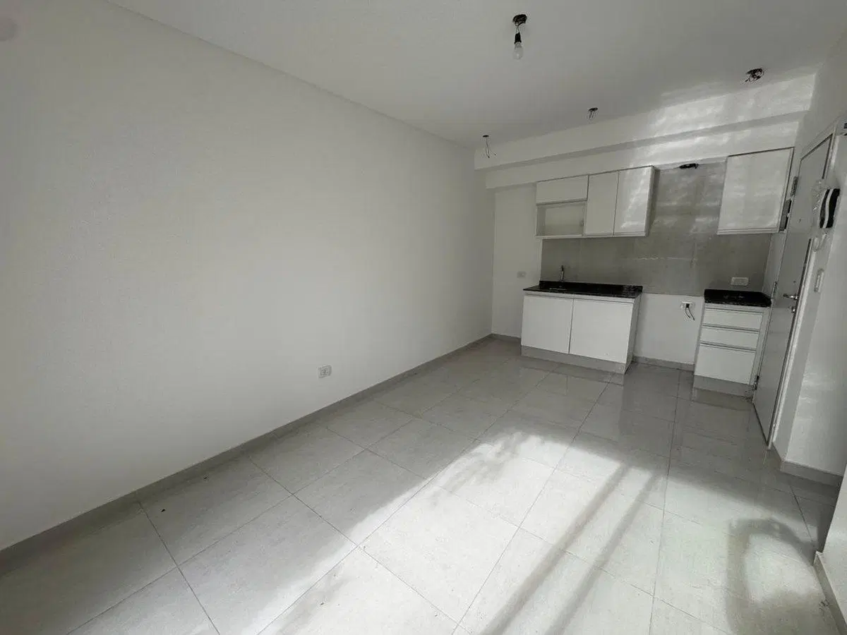 VENTA DEPTO DOS AMBIENTES A ESTRENAR QUILMES 4