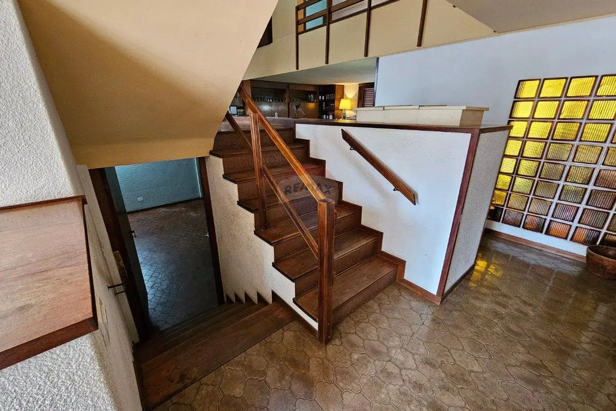 VENTA CASA DE 4 AMB. CON JARDÍN, QUINCHO Y PILETA 4