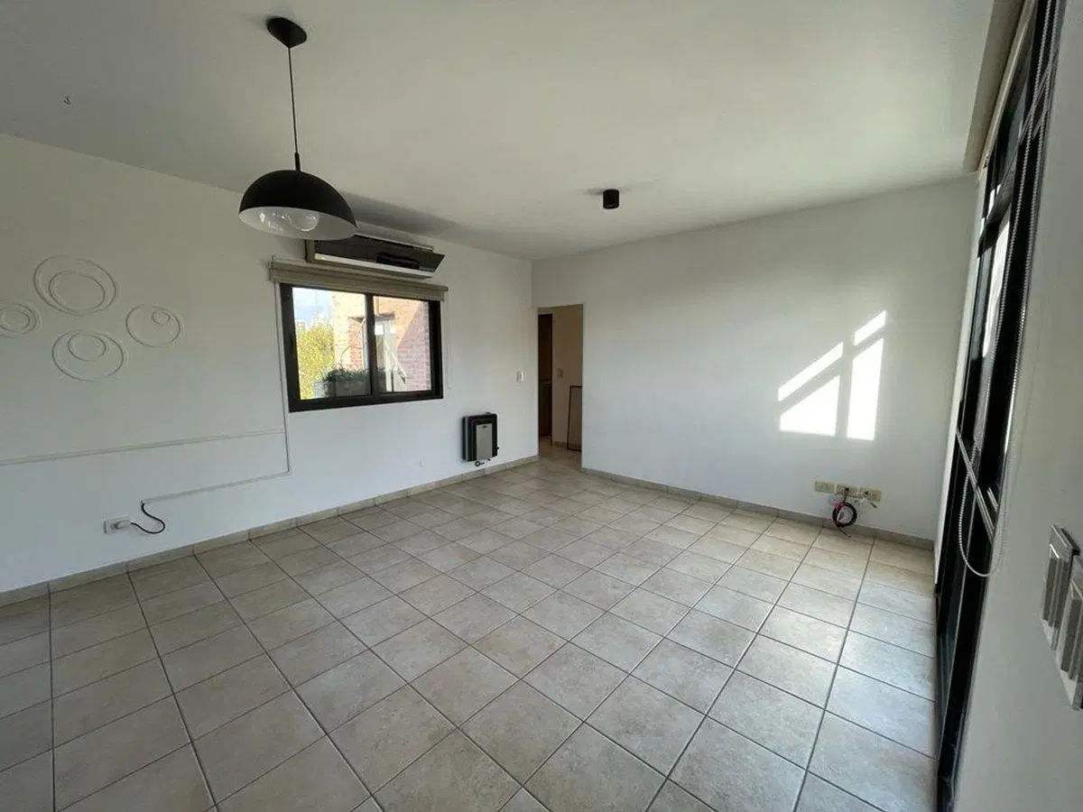 ALQUILER DEPARTAMENTO 3 AMB C/ COCHERA  QUILMES 4