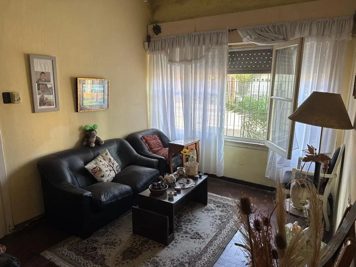 VENTA CASA 3 AMBIENTES - EZPELETA CENTRO 4