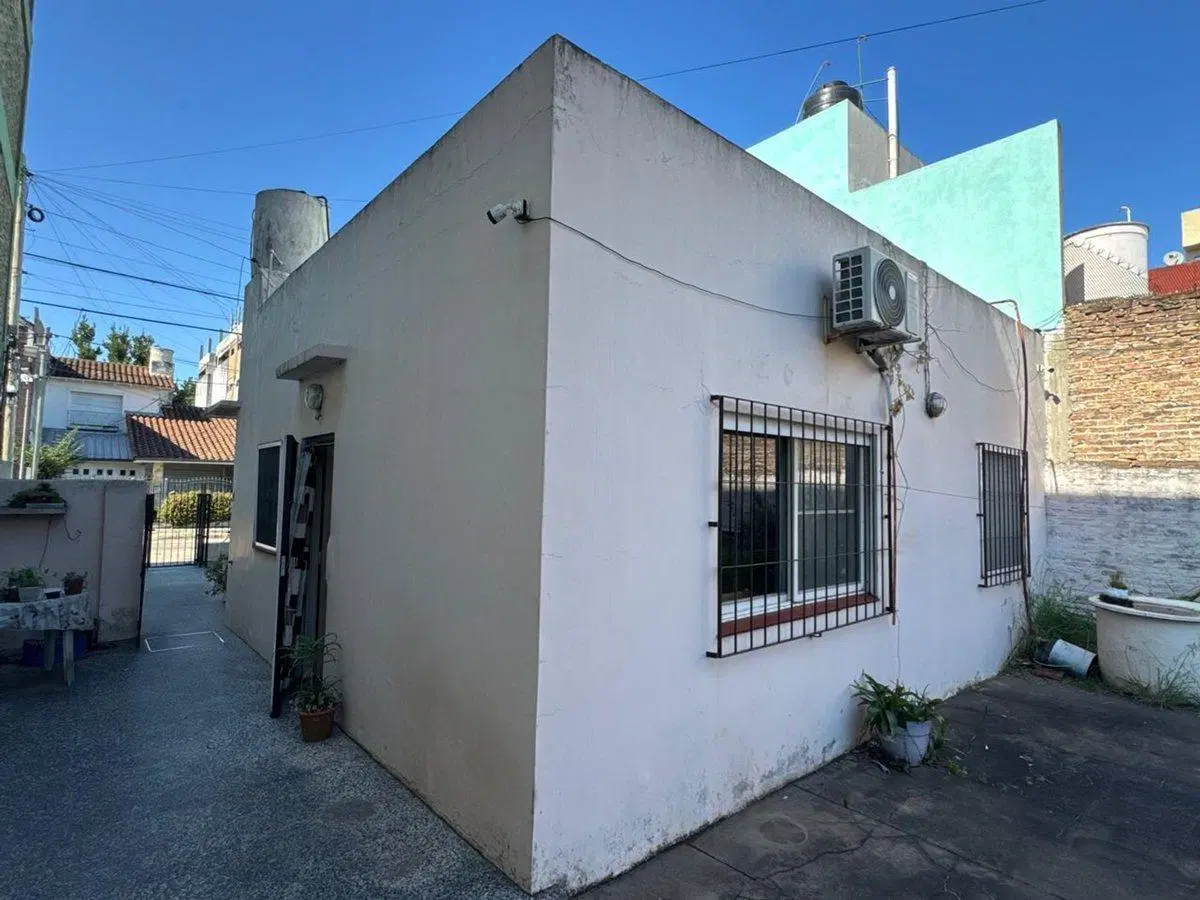VENTA CASA 3 AMBIENTES - EZPELETA CENTRO 5
