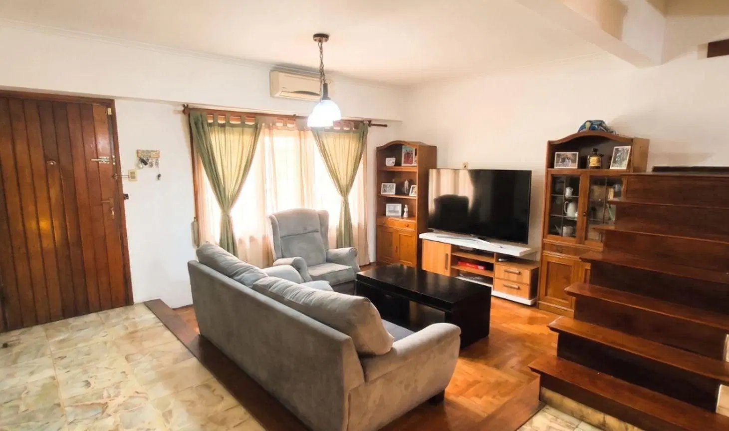 VENTA CASA 5 AMB. VALENTIN ALSINA PILETA QUINCHO 4