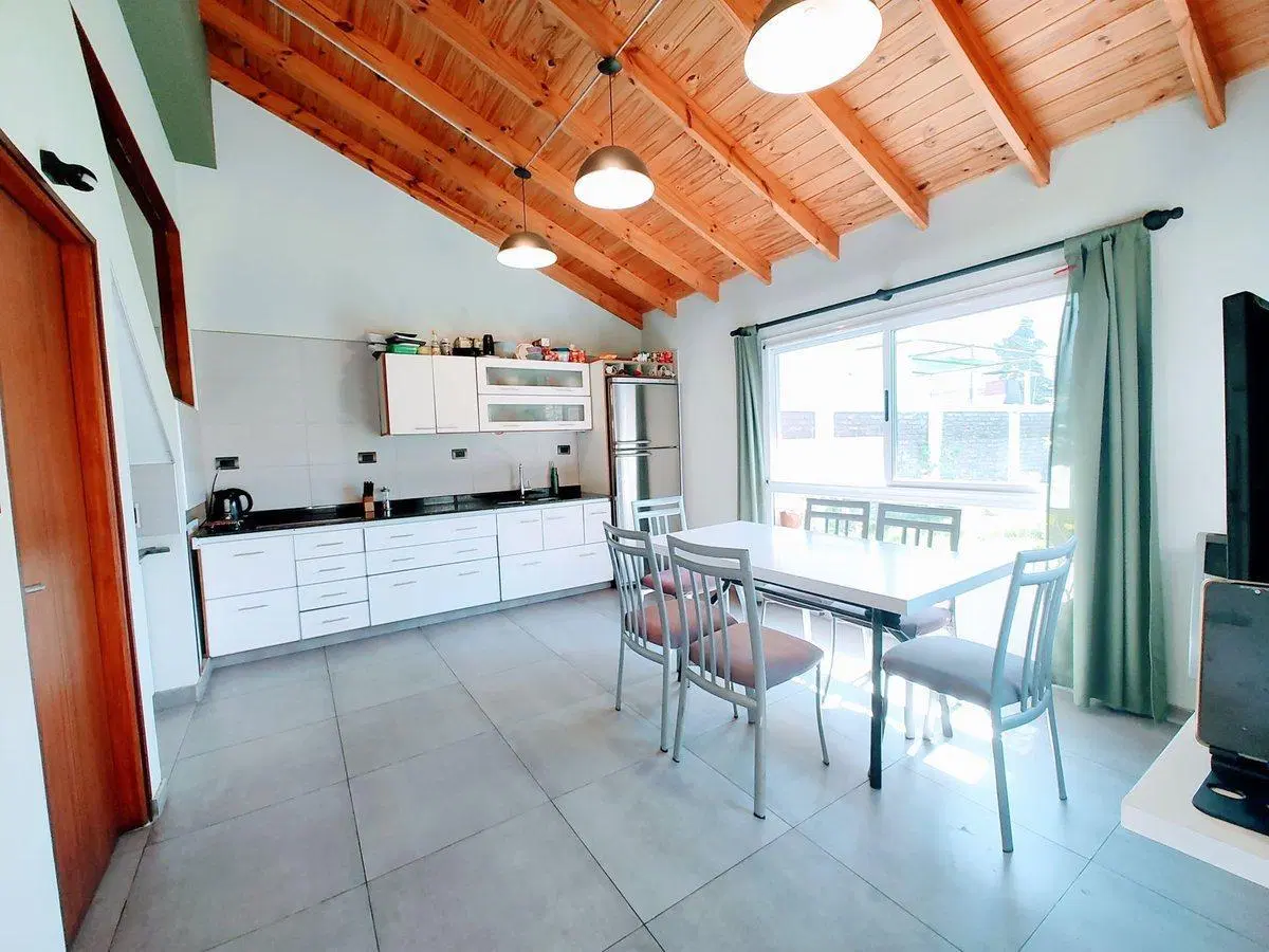 Casa 5 amb en Quilmes Oeste c patio ACEPTA PERMUTA 3