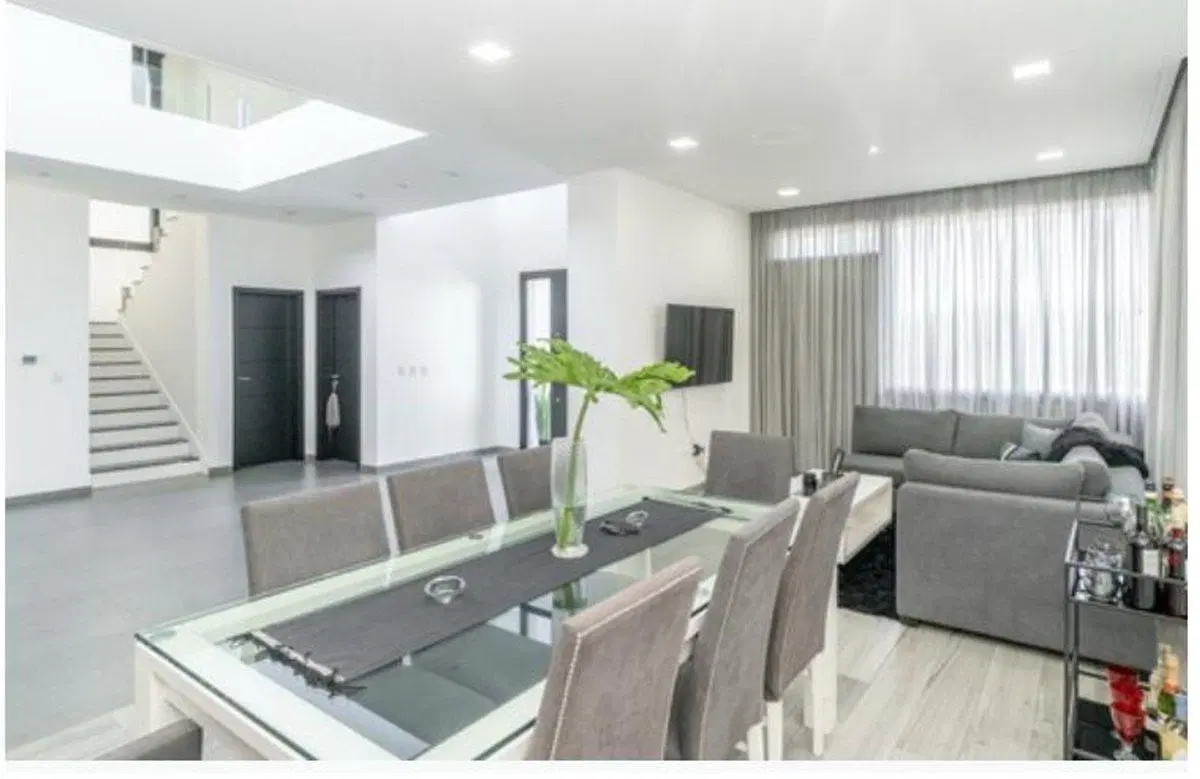 VENTA CASA 5 AMB CON PISCINA - NUEVO QUILMES 4