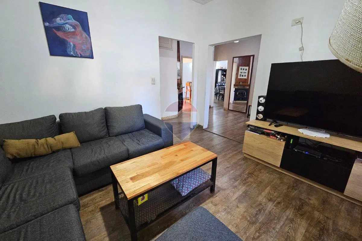 VENTA CASA 5 AMBIENTES CON GARAGE - QUILMES OESTE 3
