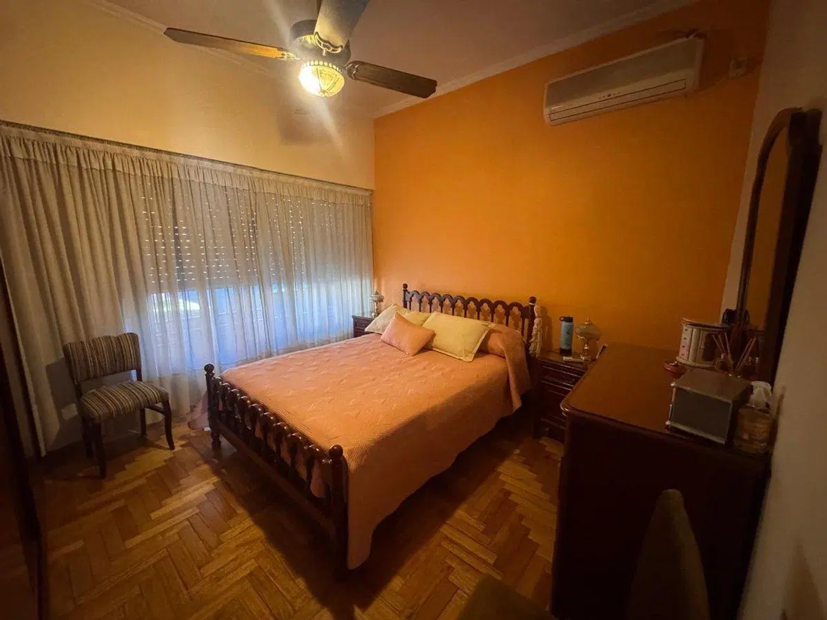 VENTA CASA 4 AMBIENTES EZPELETA 5