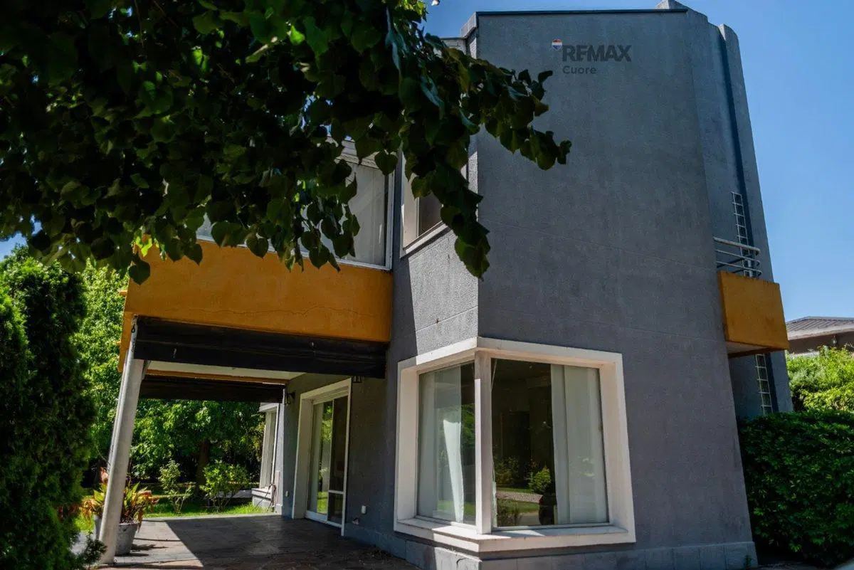 Venta Casa 5 ambientes  Fincas de Iraola 1 2
