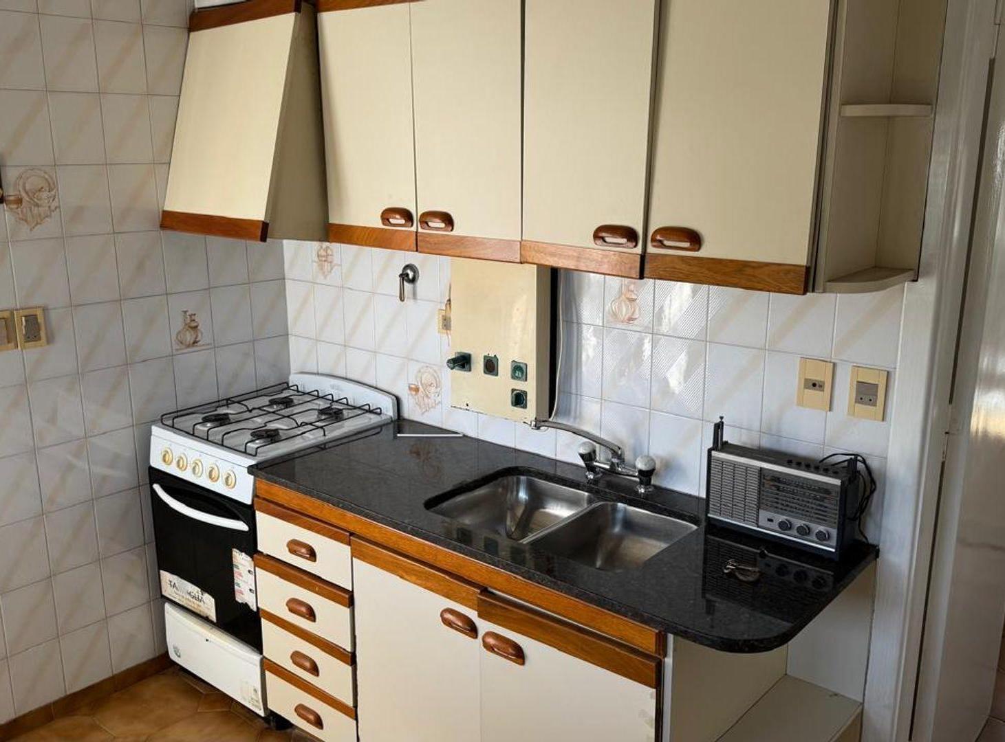 Foto de Casa 3 ambientes con patio Quilmes Oeste, imagen 5