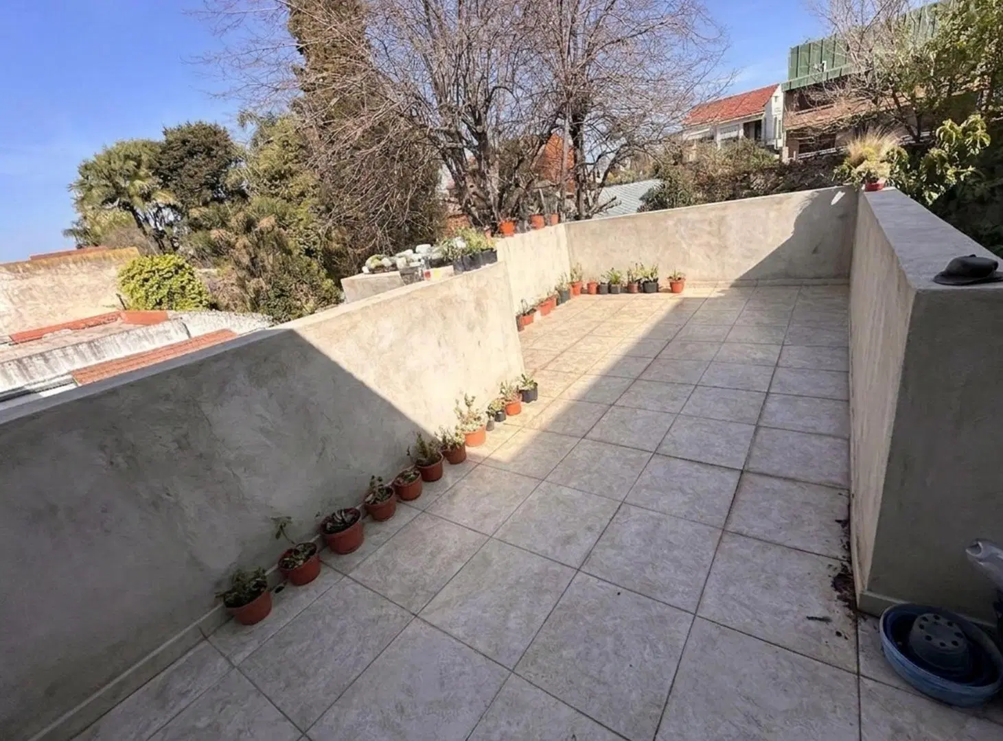 VENTA CASA A RECICLAR  EN DON BOSCO BERNAL 2