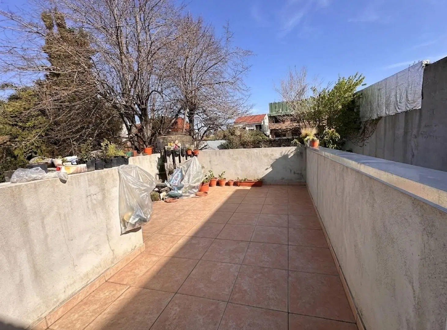VENTA CASA A RECICLAR  EN DON BOSCO BERNAL 4