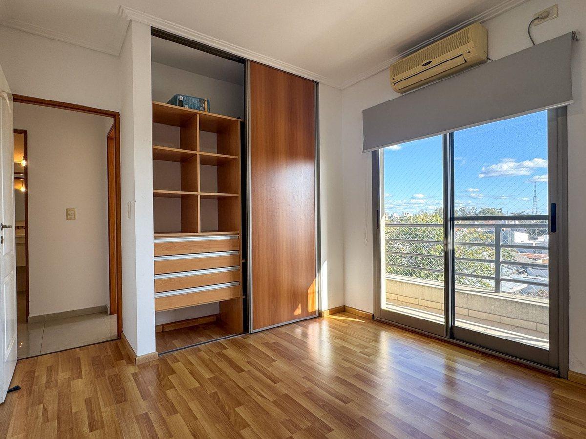 VENTA DEPARTAMENTO 3 AMBIENTES C/COCHERA EN BERNAL