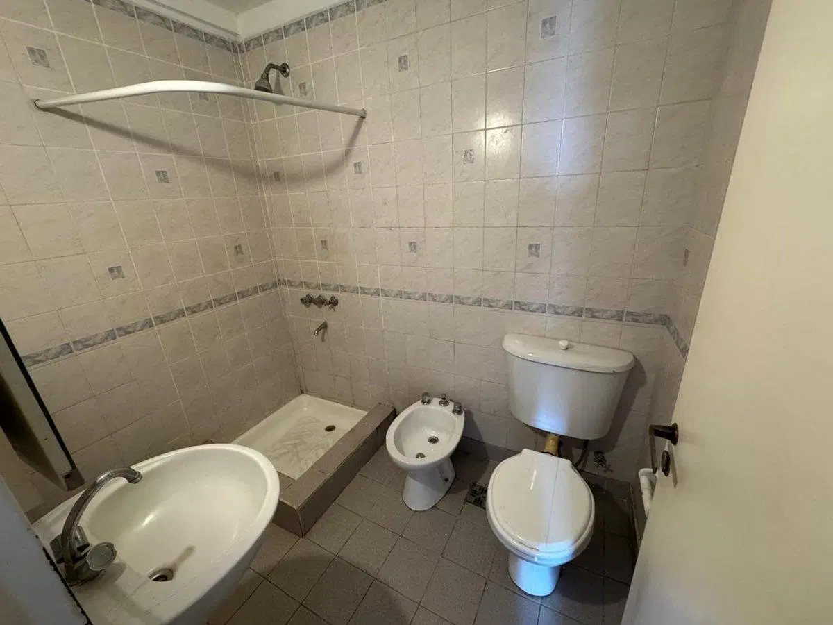 VENTA DEPTO 3 AMBIENTES AVELLANEDA CENTRO 5