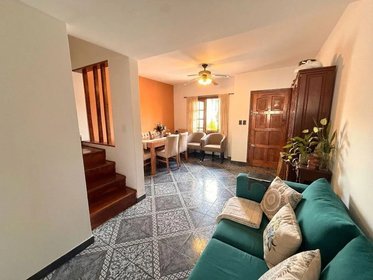 VENTA DUPLEX 4 AMB c PATIO Y COCHERA QUILMES CRED. 3