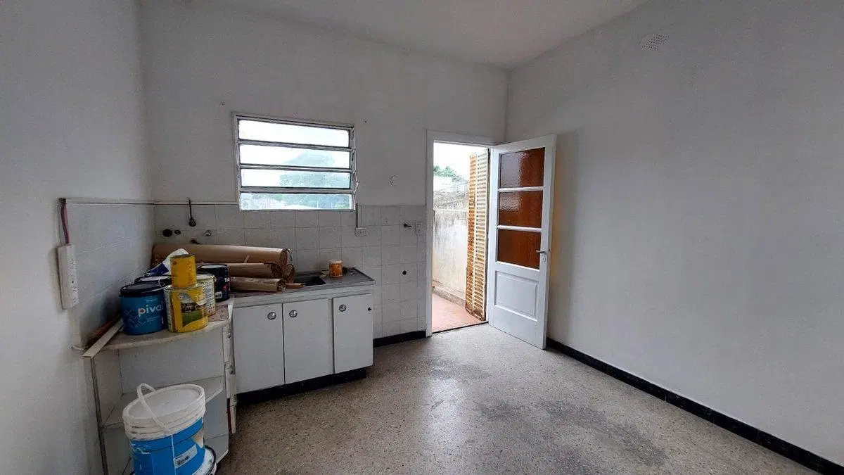 ALQUILER OFICINA BERAZATEGUI CENTRO 5