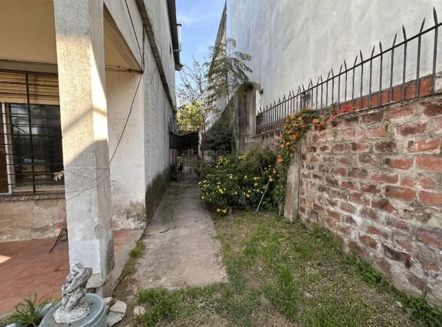 VENTA TERRENO EN DON BOSCO BERNAL 4