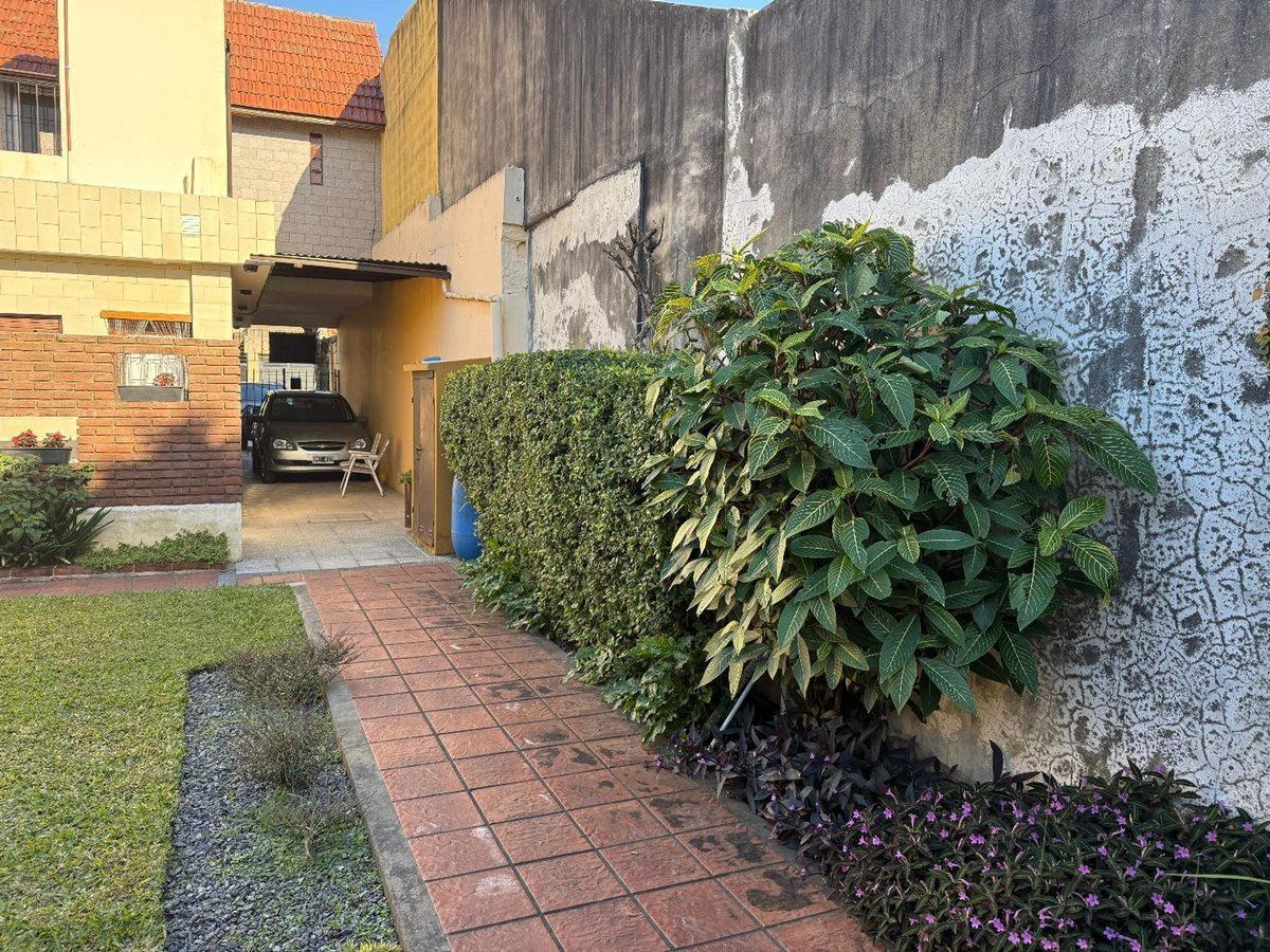 VENTA CASA EN QUILMES