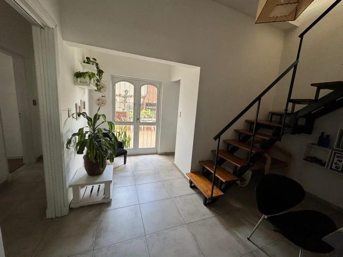 VENTA CASA 4 AMB CON COCHERA BARRIO PARQUE BERNAL 3