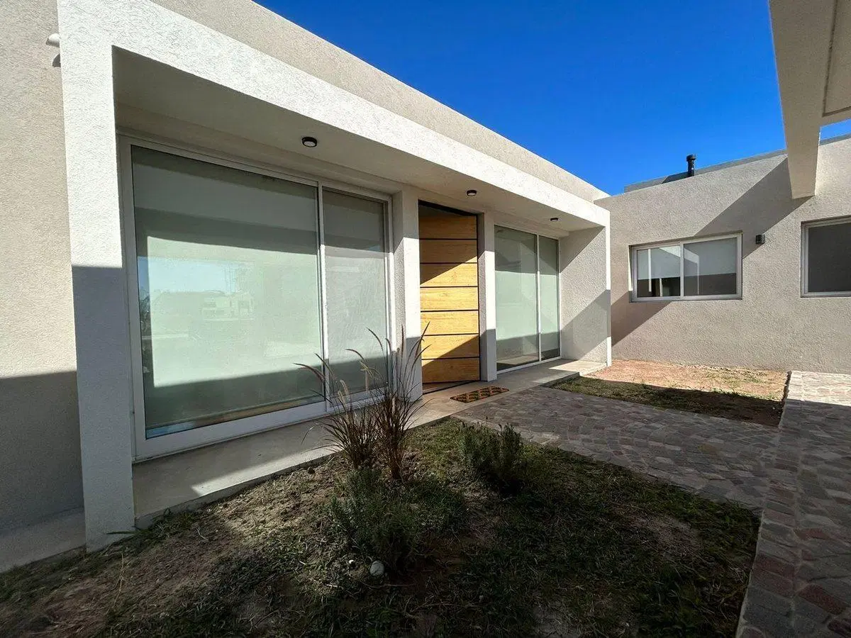 ALQUILER CASA PILAR 4 AMB PILETA 4