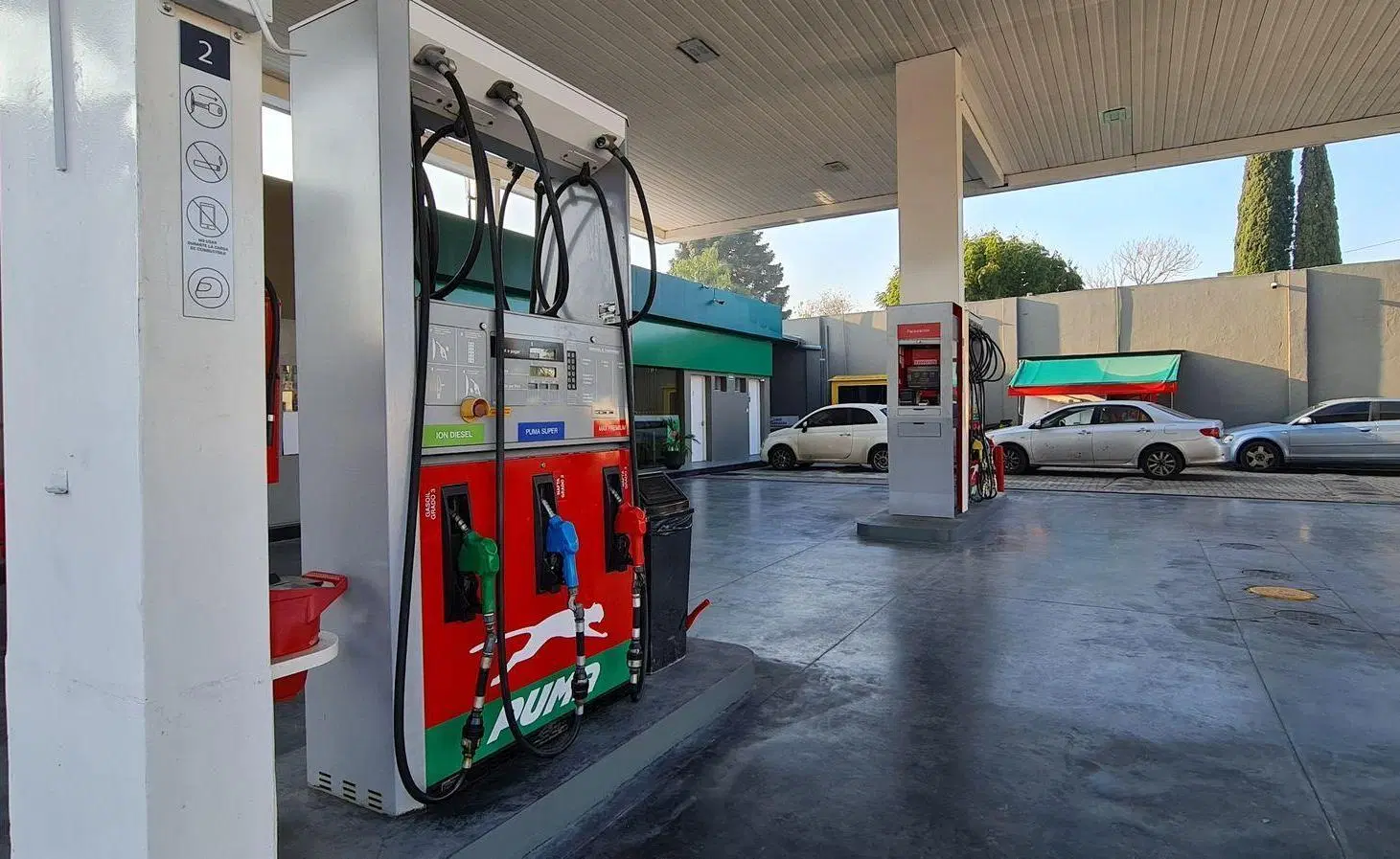 VENTA ESTACIÓN DE SERVICIO PUMA ENERGY BERNAL 8