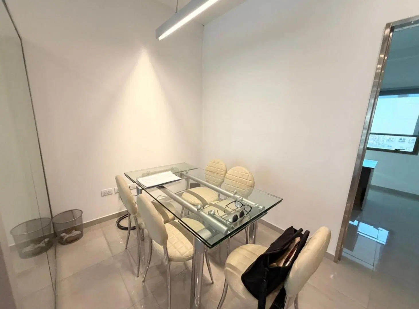 VENTA OFICINA PREMIUM QUILMES CONESA 8