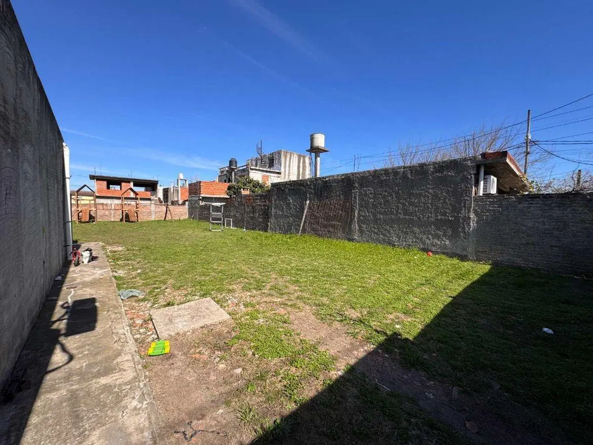 VENTA DE LOTE EN QUILMES 5
