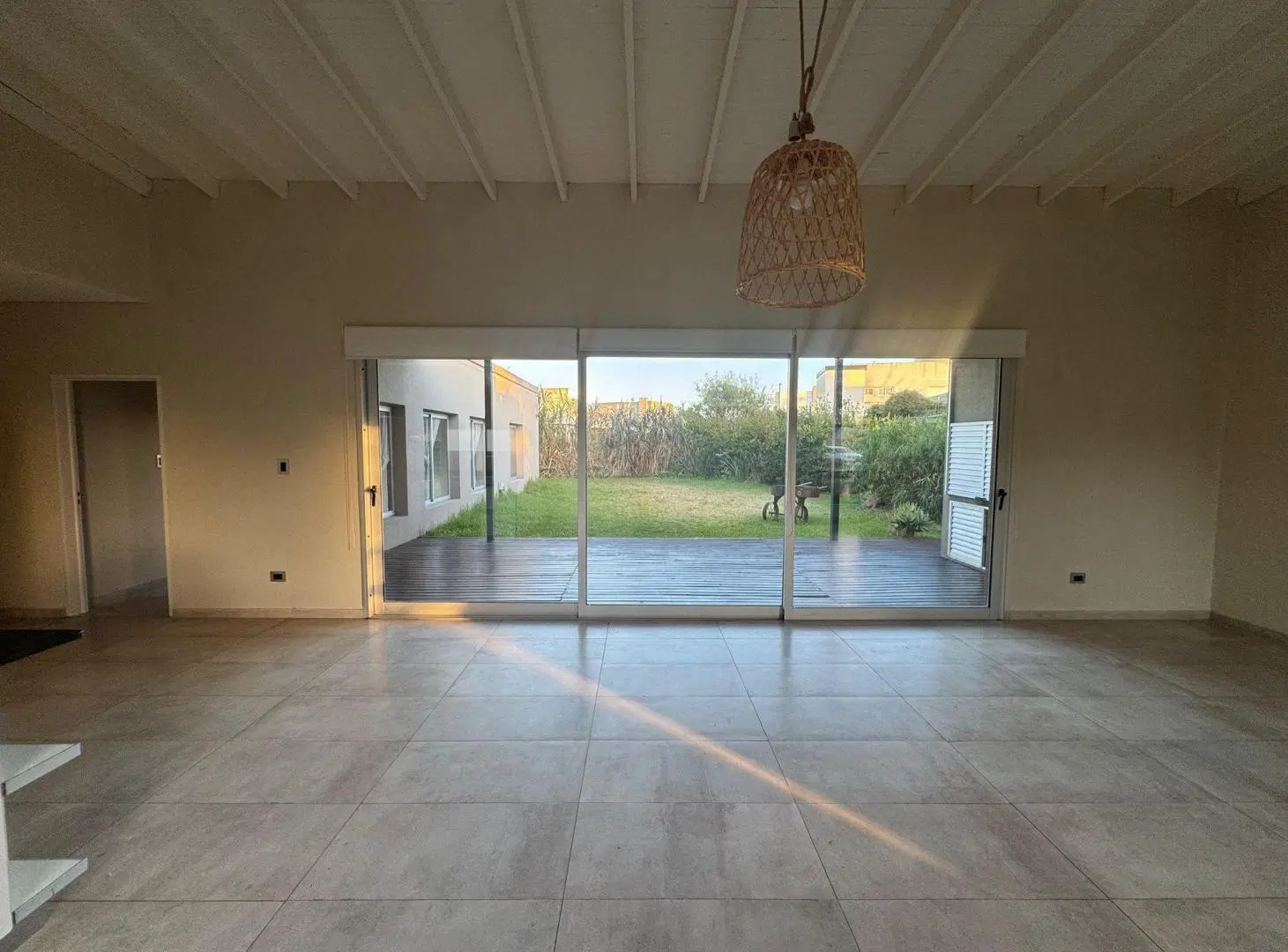 Casa 4 ambientes en venta Fincas de Hudson cochera 2